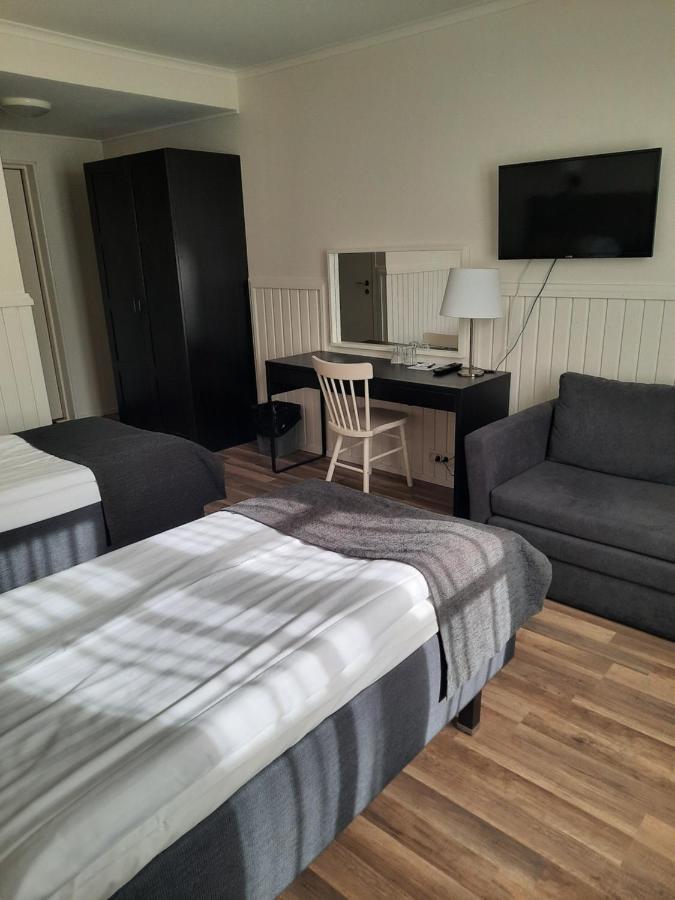Juthbacka Hotell Uusikaarlepyy Экстерьер фото
